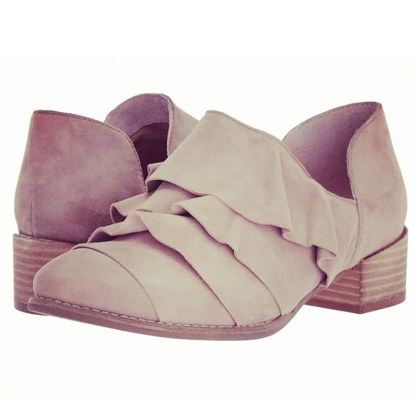 Anthropologie Shoes - Stylish Seychelles x Anthropologie Shooties